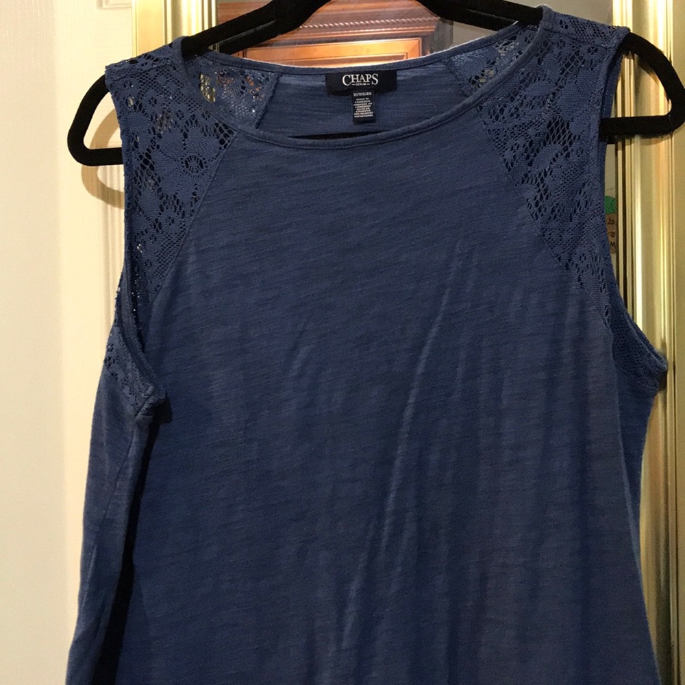 Chaps sleeveless lace detail tank